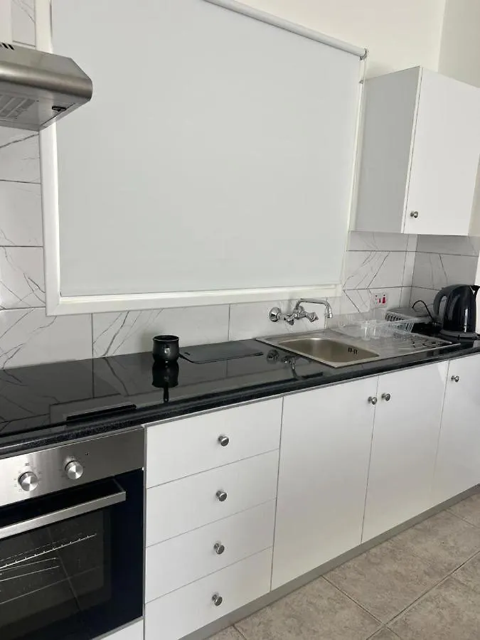 Easybook Cy 205 Apartment Larnaca